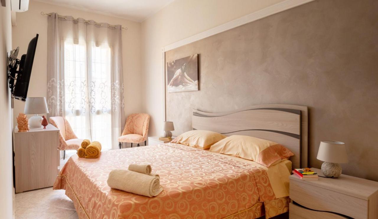 A Casa Tua Affitti Brevi Bed & Breakfast Noto Exterior photo
